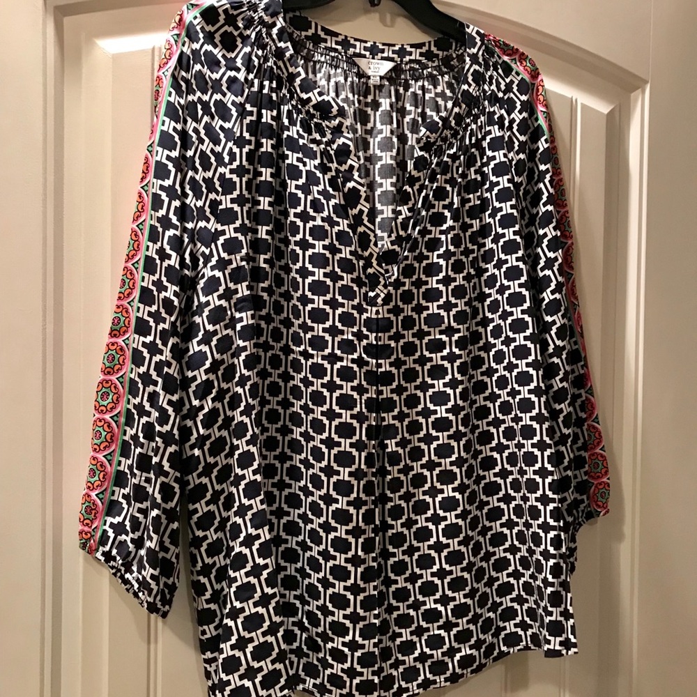 Crown and Ivy Blouse